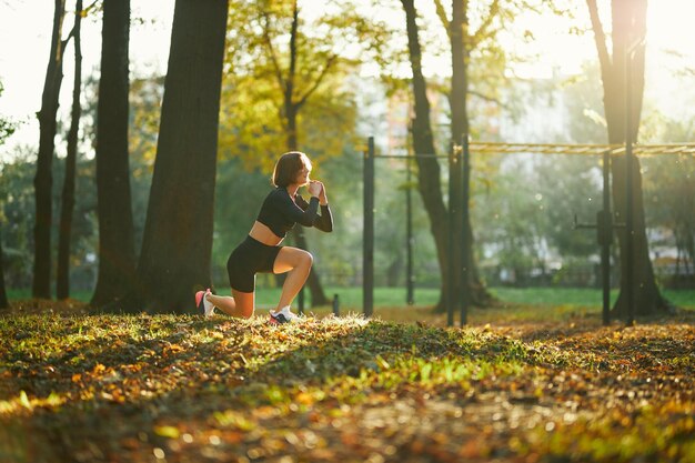 Jak obozy fitness w otoczeniu natury wpływają na poprawę zdrowia i samopoczucia